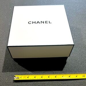 Chanel empty box and note holder